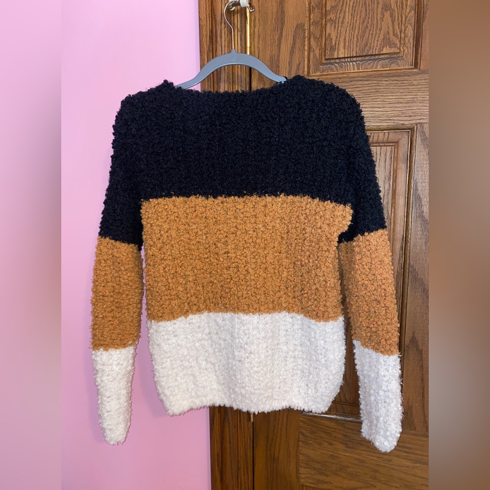 Cute Muti Color Sweater